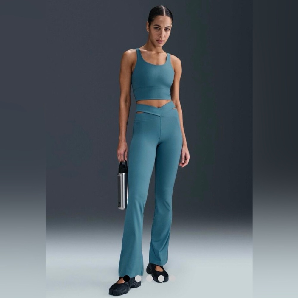 Nike Zenvy Rib Hi-Waisted Flared InfinaSoft Leggings sz Large Smokey Blue HJ1846